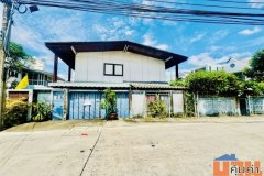 ขาย ที่ดิน อารีย์ พหลโยธิน 8                เนื้อที่ 84 ตรว