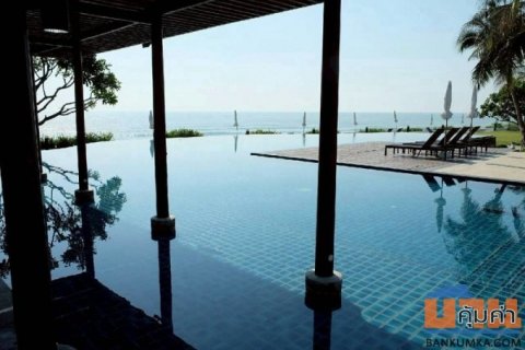 RARE BEACHFRONT PRIVATE POOL RESIDENCE | CHA-AM Huahin