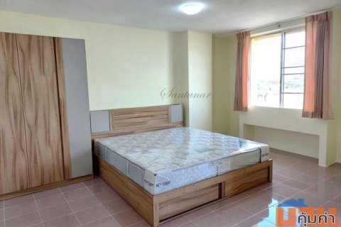 The Parkland Bangna for Rent. Fully furnished and electrical appliances