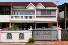 ขายทาวเฮาส์ 2 ชั้น หลังใหญ่ เขตจอมทอง กรุงเทพมหานคร เนื้อที่ 40 ตร.ว. ใกล้รพ.บางปะกอก 9 อินเตอร์เนชั่นแนล