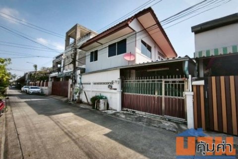 ขายบ้านเดี่ยวมือสอง ทำเลทอง! ซอยเรวดี 25 นนทบุรี เนื้อที่ 45 ตร.ว.