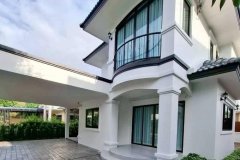 ขายบ้านเดี่ยว 2 ชั้น รีโนเวทใหม่ พร้อมอยู่ ในหมู่บ้าน ลากูนน่าโฮม 5 อ.สันทราย เชียงใหม่