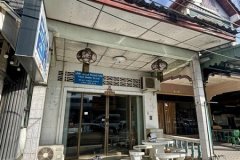 ขายอาคารพาณิชย์ 2 ชั้น ภูเก็ต 48 ตรว. ติดถนนเชิงทะเล ทำเลทอง เจ้าของขายเอง-ต่อรองได้ โทร 065-8785994