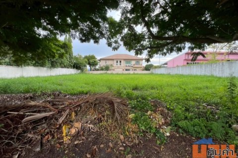 ขายที่ดินเปล่าถมแล้ว หมู่บ้านกรีนวัลเล่ย์ บางนา-ตราด กม.15 แปลงสวย ทำเลดี พร้อมสร้างบ้าน