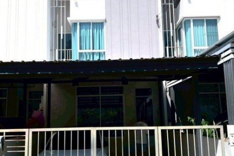 ขายด่วน ทาวน์โฮม CitySense พระราม 2 ท่าข้าม ราคาดี คุ้มๆ เพียง 2.1 ลบ.