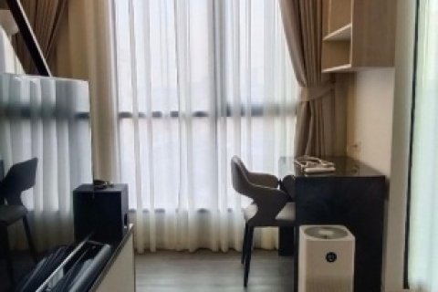 ขายหรือให้เช่าคอนโดดิ ออริจิ้น ลาดพร้าว - บางกะปิ ชั้น 4 ทำเลดี เดินทางสะดวก ใกล้รถไฟฟ้าสายสีเหลือง สถานีบางกะปิ