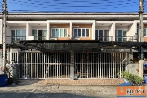 ทาวน์โฮม2หลังติดกันพร้อมเฟอร์นิเจอร์ ราคาต่อรองได้ ซื่อตรง โคซี่ รังสิต คลอง6 เฟส2