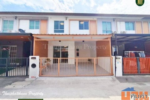 บ้านพฤกษา 106/2 บางปู-ตำหรุ รีโนเวทใหม่ สวย พร้อมเฟอร์นิเจอร์ทั้งหลัง