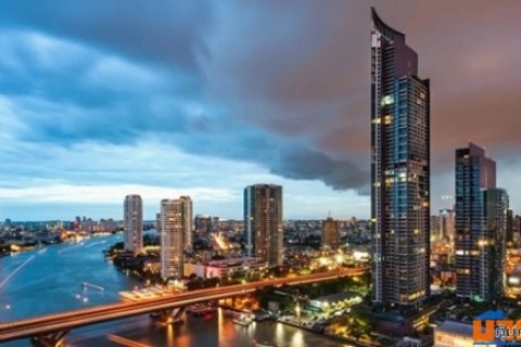 For Rent: Luxurious Duplex Condominium at The River Breathtaking River and City Views from the 67-68th Floor – 3 Bedroom