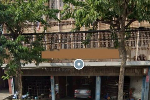 ขายอาคารพาณิชย์ ตึกแถว 3 ชั้น (ไม่รวมดาดฟ้า) ติดถนนใหญ่ ถนนสุขสวัสดิ์ หน้าบ้านกว้าง ติดรถไฟฟ้าสายสีม่วง สถานีบางปะแก้ว