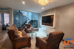 ขายตึกแถวรีโนเวทใหม่ 4 ชั้นครึ่ง 2 คูหา เซนต์หลุยส์ 3 สาทร จันทน์ 18/7 แยก 17