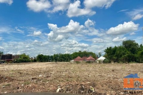 ขายที่ดินเปล่า 13-0-97 ไร่ วิวสวย ทำเลดี ติดถนนใหญ่ ตำบลสุเทพ อำเภอเมือง จังหวัดเชียงใหม่ (เจ้าของขายเอง)