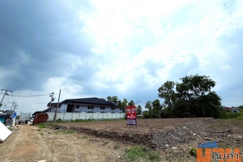 ขายที่ดินถมแล้ว 1ไร่ มี 2 แปลง ซ.หทัยราษฏร์ 63 เข้าออกสะดวก ติดถนนหลัก ต.ลาดสวาย ปทุมธานี