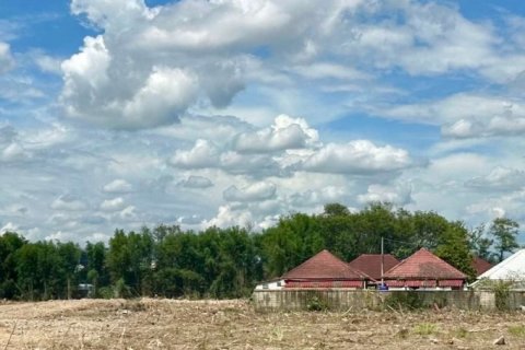 ขายที่ดินเปล่า 13-0-97 ไร่ วิวสวย ทำเลดี ติดถนนใหญ่ ตำบลสุเทพ อำเภอเมือง จังหวัดเชียงใหม่ (เจ้าของขายเอง)