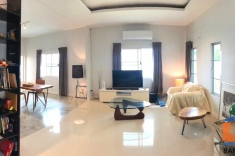 ขายบ้านเดี่ยวชั้นเดียว หมู่บ้านโรยัลวิว หางดง เชียงใหม่ ทำเลดี ใกล้กาดฝรั่ง – พร้อมอยู่ เฟอร์ครบ