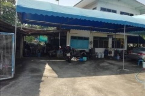 ขายบ้านเดี่ยว 2 ชั้น เนื้อที่ 200 ตารางวา 4 ห้องนอน 3 ห้องน้ำ มีห้องครัว