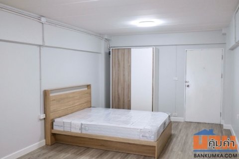 ขายคอนโด ไดมอนด์รัชดาเพลส2 ชั้น 6 เฟอร์ฯครบ พร้อมเข้าอยู่ ทำเลดีใกล้ MRT สถานีลาดพร้าว