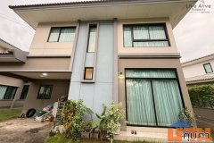 ให้เช่าบ้าน โครงการ คาซ่าเพรสโต้ ประชาอุทิศ 90 สงบ บรรยากาศดี 50.3 ตร.วา 3 ห้องนอน โทร 085-8266936