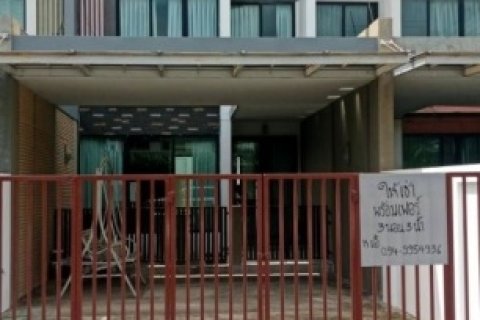 ให้เช่าทาวน์โฮม 3 ชั้น แกรนด์ ไอ-ดีไซน์ วิภาวดี เฟอร์ฯครบ พร้อมเข้าอยู่ ทำเลดีใกล้สนามบินดอนเมือง