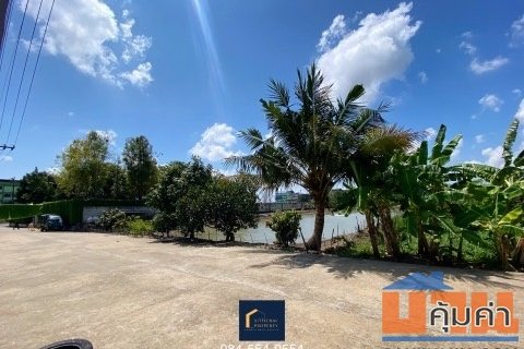 ขายที่ดินเอกชัย126 เนื้อที่1-3-96ไร่ เข้าซอยเพียง 120ม. ใกล้รร.ศึกษานารีวิทยา