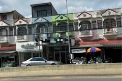 ขายอาคารพาณิชย์ 2 ชั้นครึ่ง ทำเลทอง อำเภอเมือง จังหวัดลพบุรี