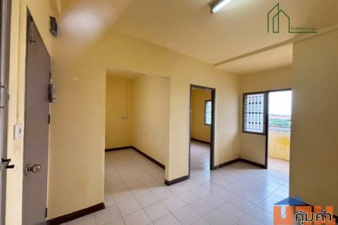 เอื้ออาทร ศรีวารีน้อย ห้องริม