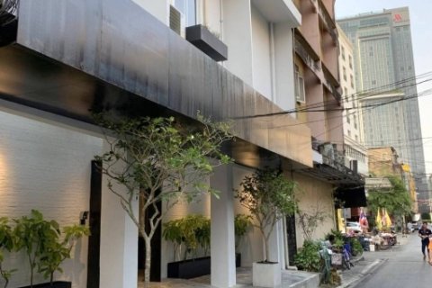 ขายโรงแรม ย่านใจกลางเมือง ซอยสีลม 22  ใกล้ BTS