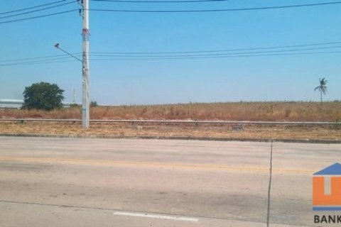 ขายที่สีม่วงเข้ม  7 ไร่เศษ  ต.มาบโป่ง อ.พานทอง จ.ชลบุรี