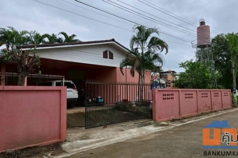 ขายบ้านเดียว เชียงใหม่ เนื้อที่  150 ตาราวา เฟอร์นิเจอร์ไม้สักทั้งหลัง มี 2 โซน บ้านหลังใหญ่