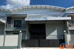 ขายหรือให้เช่า โรงงาน โกดัง ออฟฟิศ 2 ชั้น โครงการทรัพย์รุ่งเรือง ( คอกกระบือ ) ขนาดพื้นที่รวม 680 ตร.ม. ทำโรงงานได้ แถวค