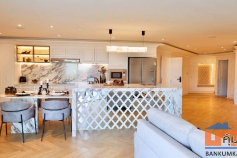 Hillside 4 Condominium – 3 ห้องนอน ห้องหัวมุม 182 ตร.ม. ชั้น 9 วิวดอยสุเทพเต็มตา เชียงใหม่