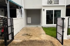 ให้เช่าทาว์นโฮม 2 ชั้น ตกแต่งพร้อมอยู่ หมู่บ้านคุณาลัย บีกินส์2 (ถนนบ้านกล้วย-ไทรน้อย)