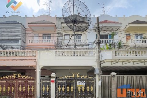 ทาวน์เฮ้าส์ ซอย จรัญสนิทวงศ์ 3 หมู่บ้าน สมชาย ใกล้ BTS ท่าพระ