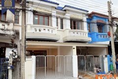 ทาวน์เฮาส์หมู่บ้านบุศรินทร์ บางบัวทองตกแต่งใหม่ราคาย่อมเยาว์