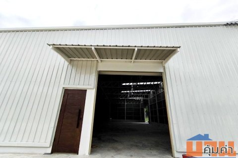 ให้เช่าโกดังใกล้แอร์พอร์ตลิ้งทับช้าง เนื้อที่ โกดัง 288 ตรม  เนื้อที่รวม 700 ตรมมีห้องน้ำ จอดรถ 5-10คัน พร้อมอยู่วันที่