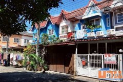 ขายและให้เช่าทาวน์เฮ้าส์ หมู่บ้านศิรินเทพ 9 ซอยราษฎร์พัฒนา 14 สะพานสูง กรุงเทพมหานคร