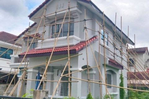 ขายบ้านเดี่ยว 2 ชั้น หมู่บ้านชลลดา บางบัวทอง รีโนเวททั้งหลัง ถ.บางกรวย-ไทรน้อย ใกล้รถไฟฟ้า MRT สายสีม่วง  สถานีคลองบางไผ