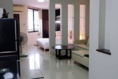 The Trio Condo  วิวขั้นเทพ วิวมองเห็นดอยสุเทพ กั้นห้องเป็นสัดส่วน (ห้องนอน / ห้องนั่งเล่น / ครัว)