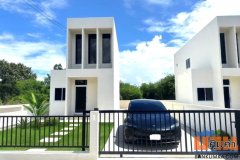 ขายบ้านเดี่ยวหรู 2 ชั้น บ้านศรีย้อย ต้นธง - ลำพูน บ้านใหม่สไตล์โมเดิร์น ของแถมจัดเต็ม ถูกมาก ใกล้ตัวเมืองลำพูน