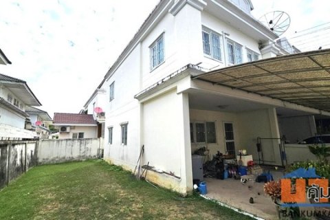 ทาวน์โฮม - 0 Rai 0 งาน 40 ตาราง-วา 3 นอน ใกล้ - FOR SALE!! -