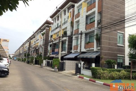 โฮมออฟฟิศ 4 ชั้น โครงการ BizTown ศรีนครินทร์46/1