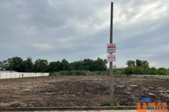 ขายที่ดินเปล่าถมแล้วพร้อมโฉนด 2 แปลงติดกันขนาดแปลงละ 575 ตรว. ติดคลอง ใกล้ถนนใหญ่ ทำเลทอง “เวิลด์คลับแลนด์” คลองสาม