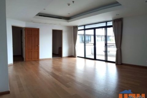 ขายเพนท์เฮาส์ 3 ชั้น โครงการ Lakeshore West ชั้น 16 วิวทะเลสาบ ทำเลดี ซ.นิชดาธานี ปากเกร็ด