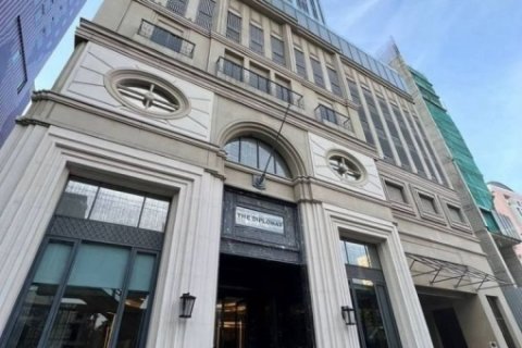 ขายหรือให้เช่าคอนโดเดอะ ดิโพลแมท สาธร ชั้น 23 75 ตร.ม. เฟอร์นิเจอร์ครบ ใกล้ไอคอนสยาม ติด BTS สุรศักดิ์