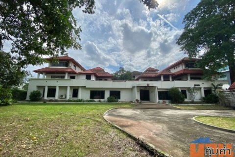 ขายที่ดินพร้อมสิ่งปลูกสร้าง แปลงสวย ขนาด 496 ตรว. ทำเลทองใจกลางเมือง ใกล้พระราม9 ติดถนนศรีวรา-ทาวน์อินทาวน์