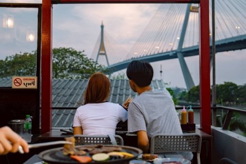 เซ้งร้านปิ้งย่าง ชื่อดังของเชฟมาร์ค ริมแม่น้ำเจ้าพระยา แถวพระประแดง บรรยากาศดีมาก