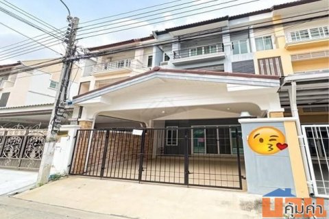 ให้เช่าทาวโฮม 3 ชั้น 4 ห้องนอน หมู่บ้านธนาภิรมย์ ศรีนครินทร์-วงแหวน ใกล้โลตัส ศรีนครินทร์ 100 เมตร