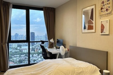 Oka Haus Sukhumvit 36 spacious private quiet 29th floor BTS Thonglor