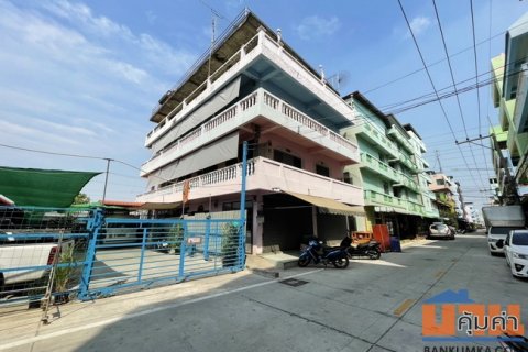 ขายกิจการห้องเช่า หอพัก ซอยคลองหลวง 19 เนื้อที่ 40 ตร.ว. 5 ชั้น 11 นอน 12 น้ำ
