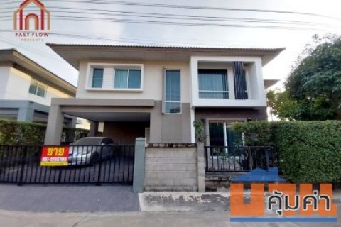 ขายถูก บ้านเดี่ยว คาซ่า พรีเมี่ยม ราชพฤกษ์-แจ้งวัฒนะ (Casa Premium Ratchapruek – Chaengwattana) บ้านหลังมุม  ใกล้คลับเฮ้